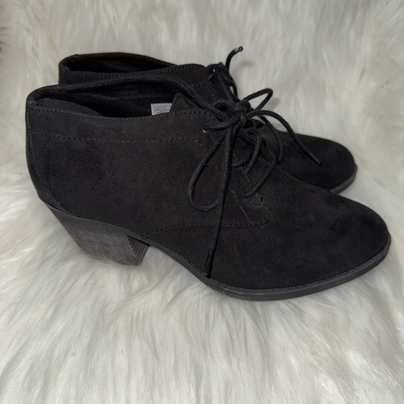 Rocket Dog Black Chukka Boots Suede Lace-Up - Picture 5 of 8